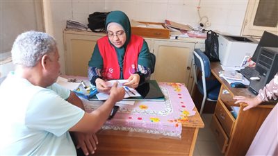 حملة 100 يوم صحة بالبحيرة تقدم خدماتها لأكثر من 106 آلاف مواطن (صور)