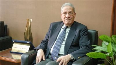 سلامة أحمد سلامة، عميد صحفيي الشؤون الخارجية الذي أجبرته الأهرام على الرحيل بعد 40 عام خدمة