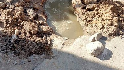 هبوط أرضى بمنطقة كرموز فى الإسكندرية وتعطل الحركة المرورية 