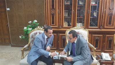 محافظ شمال سيناء يبحث تشغيل قرية كورال بيتش بالعريش