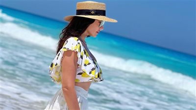 درة تستمتع بالبحر في أحدث ظهور