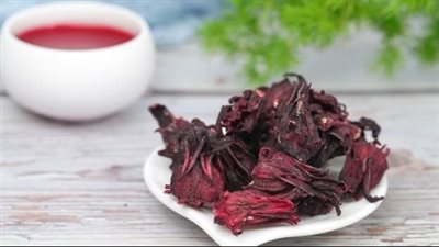 فوائد وأضرار الكركدية والكميات المسموحة بتناولها