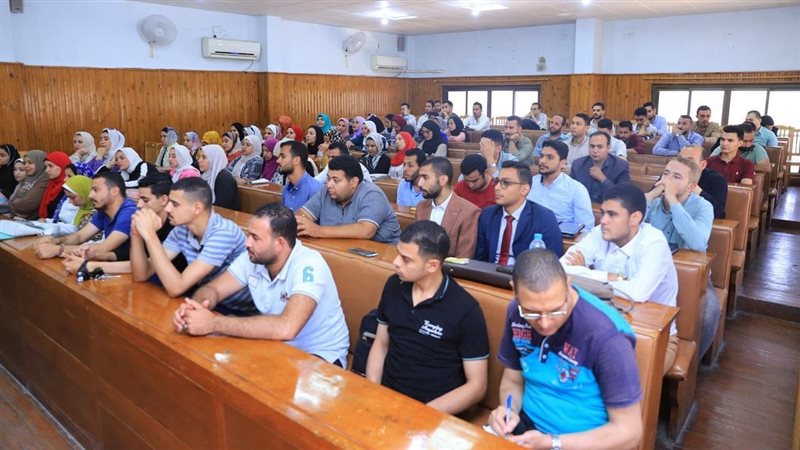 الدورة السادسة لمعهد