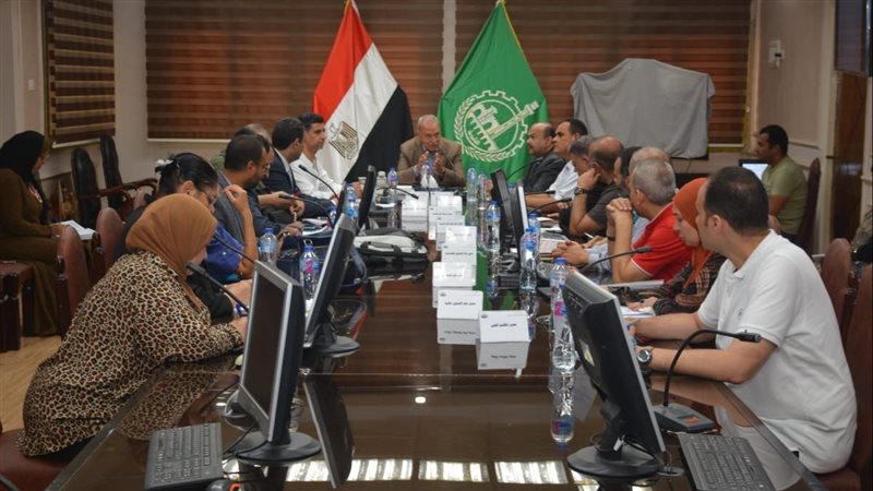 محافظ القليوبية خلال