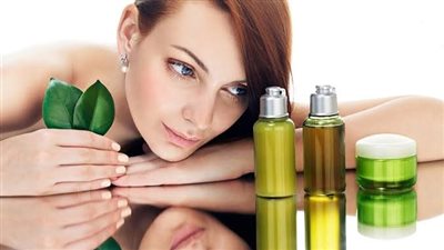 روتين العناية بالشعر في الصيف، 5 زيوت طبيعية لحل كل مشاكله