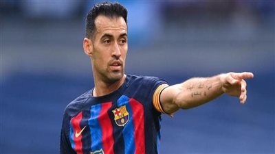 برشلونة ينهي اتفاقه للتعاقد مع نجم جيرونا لتعويض رحيل بوسكيتس 