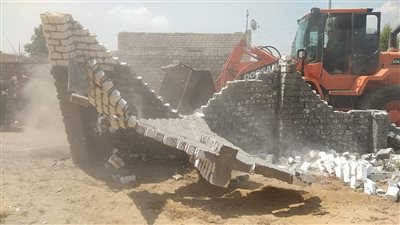إزالة 41 حالة تعدٍّ بالبناء في القصاصين الجديدة بالإسماعيلية (صور) 
