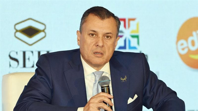 أحمد عيسى وزير السياحة