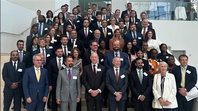 مستشار المفتي يعرض تجربة دار الإفتاء في مكافحة التطرف أمام التحالف الدولي ضد داعش 