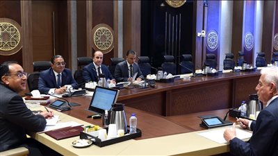 مدبولي يتابع المشروعات التنموية والخدمية في مطروح 