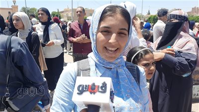 بالزغاريد، طلاب الثانوية العامة بالإسماعيلية يحتفلون بانتهاء الامتحانات (فيديو) 