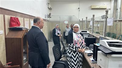 محافظ القاهرة يتفقد حى عابدين