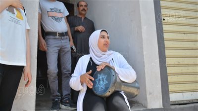 طبلة وشماريخ، طالبات الثانوية يتحدين الشباب في احتفالات انتهاء امتحانات الثانوية (فيديو) 