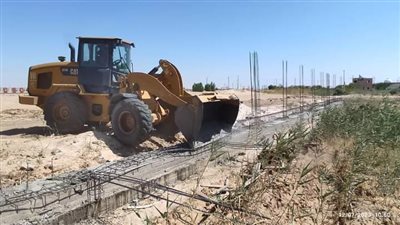 إزالة تعدى فى المهد ومنزلين آيلين للسقوط بواحة الخارجة 