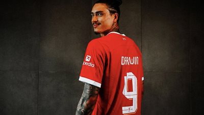 نونيز يحصل على رقم فيرمينو في ليفربول