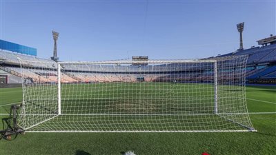 استاد القاهرة جاهز لاستقبال قمة الليلة بين الأهلي والزمالك (صور)