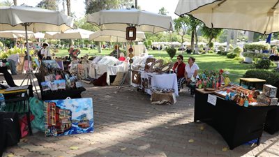 وزير التنمية المحلية ومحافظ القاهرة يفتتحان معرض الحرف اليدوية بالتعاون مع جهاز المشروعات