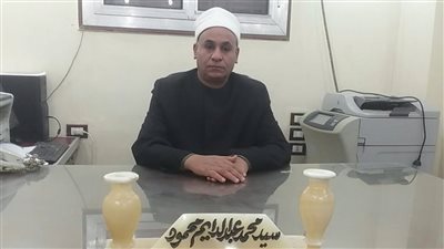  توزيع 250 عمامة أزهرية على الأئمة بمديريات أوقاف الأقصر