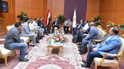 لجنة من الأعلى للجامعات تتفقد مركز الاختبارات الإلكترونية بجامعة الوادي الجديد