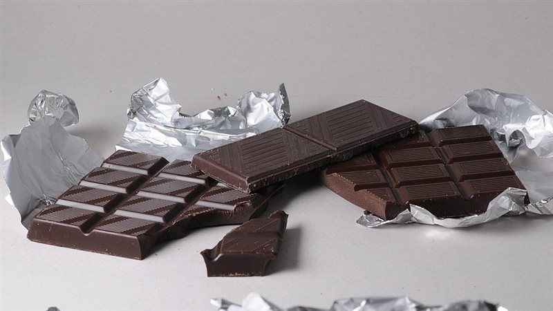 شوكولاتة، فيتو