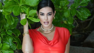ياسمين صبري تخطف الأنظار بالأحمر في أحدث ظهور