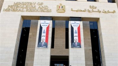وزارة البترول تكشف حقيقة علاقتها بمرتكب حادث التجمع 