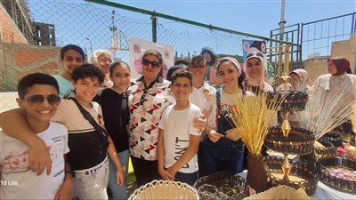 وكيل رياضة الإسكندرية تتفقد معرض إنتاج طلائع شعبة التوجيه والتأهيل المهني وتوجه بتكريمهم