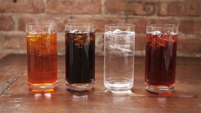 بعد ظهور أدلة، حسم مصير سحب المشروبات الغازية من الأسواق بسبب مادة مسرطنة