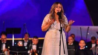 بعد إعلان عودتها للغناء، محطات في حياة المطربة سوما ومرض نادر أثر على مشوارها 