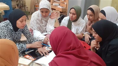 طلاب تكنولوجيا الصناعة والطاقة بجامعة طيبة يبدأون برنامج التدريب الصيفي