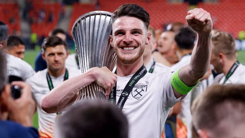 ديكلان رايس، فيتو