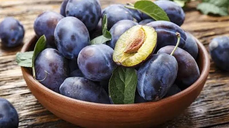 فوائد البرقوق، فيتو