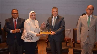 مستشار رئيس الجمهورية: جامعة عين شمس لها دور كبير في المشاركة فى عمليات التنمية