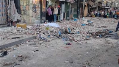 تفاصيل جديدة عن حادث انهيار شرفتي عقار بباكوس (صور)