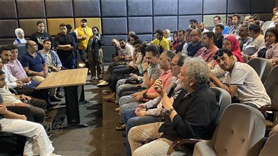 عرض فيلمي حجر إيجابي ويوم طلعتله شمس بالهناجر بحضور محمد رياض ورانيا ياسين (صور)