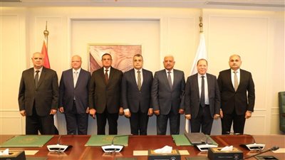 الإنتاج الحربي توقع اتفاق مشروع الدفع المسبق لتذكرة أتوبيسات النقل العام