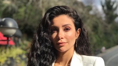 لين غرة تفتح النار على منتقديها بسبب حديثها باللهجة اللبنانية في كريستال