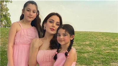 حفيدة هيفاء وهبي ترقص على أغنية 