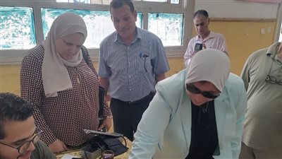 الكشف على 550 مواطنا ضمن قافلة طبية لجامعة الزقازيق بههيا