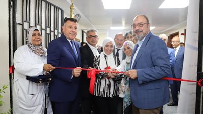 رئيس جامعة عين شمس يفتتح قسم الوراثة الطبية بكلية الطب