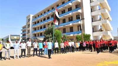 بدء المعسكر الطلابي لكلية التربية الرياضية بجامعة الوادي الجديد (صور) 