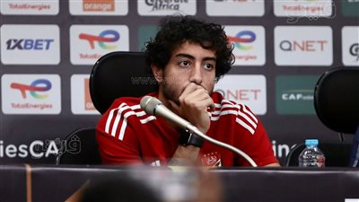 محمد هاني يقود الجبهة اليمنى للأهلي أمام الحدود 