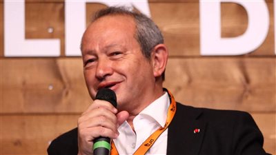 ساويرس يعلن مد استقبال الأعمال المرشحة لجائزة أحمد فؤاد نجم لنهاية يوليو