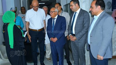 محافظ بورسعيد: تطوير الخدمات بالمستشفيات الخاصة لضمها للتأمين الصحي الشامل (صور) 