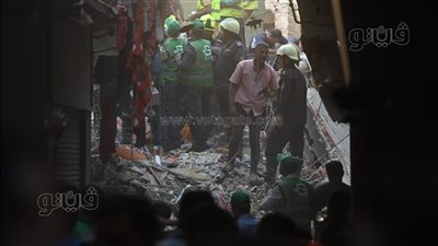 شاهد عيان على انهيار عقار حدائق القبة: السقف وقع على رضيع وهو نائم (فيديو)