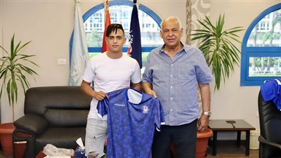  سموحة يتعاقد مع اللاعب المغربي عبد اللطيف بن قسو (صور)