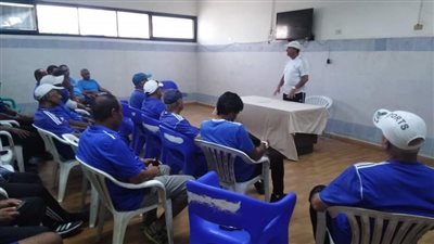 يسري عبد الغني يجتمع بالأجهزة الفنية لقطاع الناشئين بالمقاولون العرب