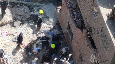 الحصيلة 13 شخصا حتى الآن، انتشال جثة جديدة من أسفل عقار حدائق القبة المنهار