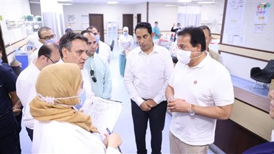 وزير الصحة يشيد بمستوى وجودة الخدمات المقدمة للمرضى بمستشفى حورس التخصصي