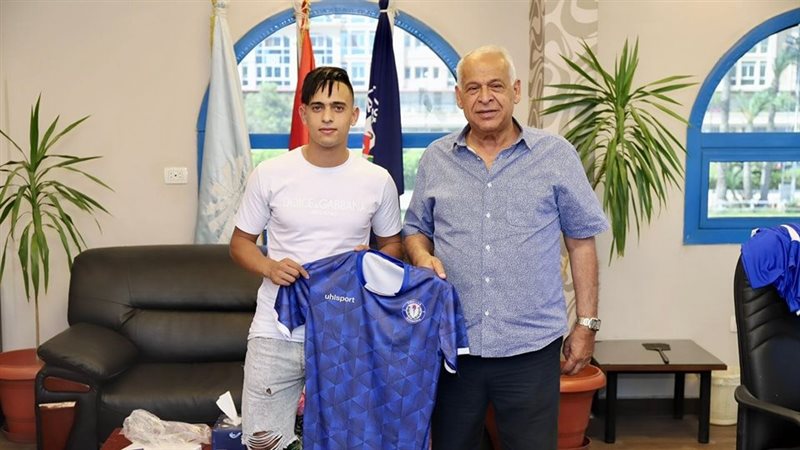 سموحة يتعاقد مع اللاعب
